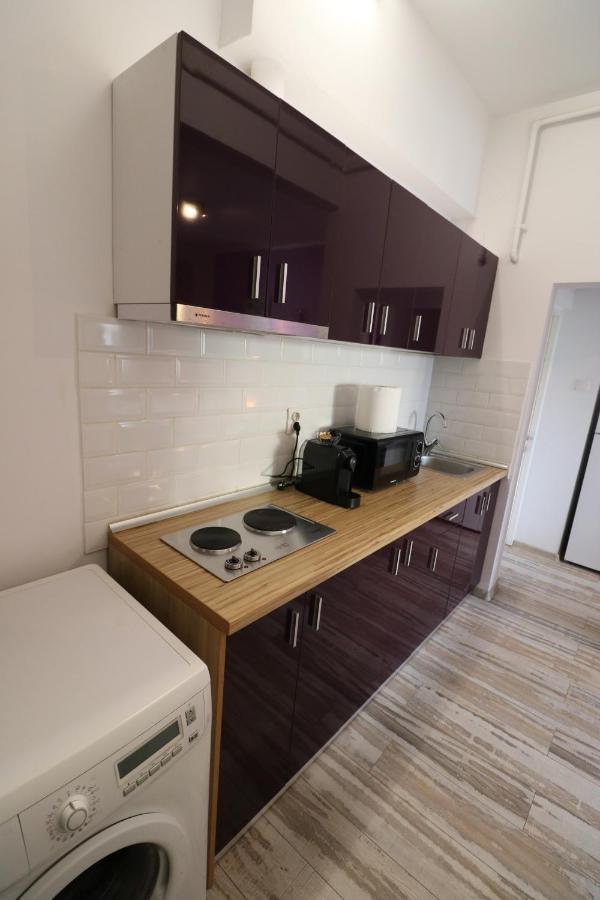 Charming Cozy Studio - Old Town - Free Minibar Apartment บูคาเรสต์ ภายนอก รูปภาพ