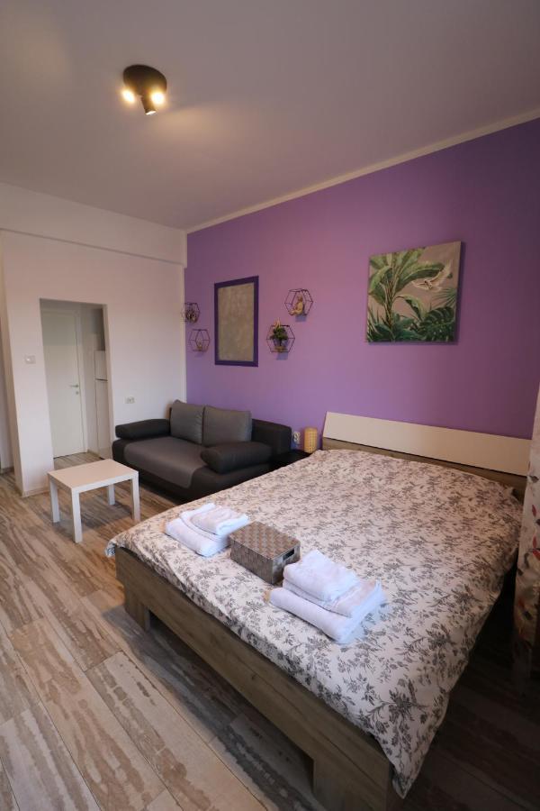 Charming Cozy Studio - Old Town - Free Minibar Apartment บูคาเรสต์ ภายนอก รูปภาพ